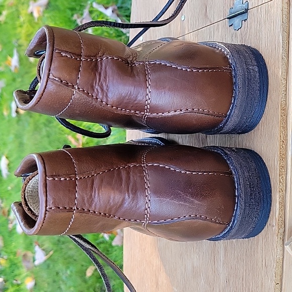 NWOB Frye Tyler lace-up boots size 5.5/6N - Picture 13 of 14